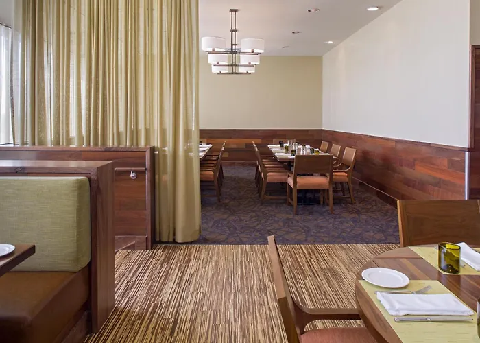 Hyatt Regency Orlando International Airport Hotel